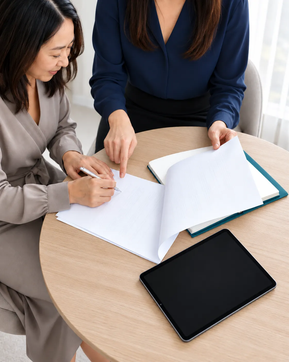 Tư vấn lộ trình học tập, làm việc và định cư hợp pháp